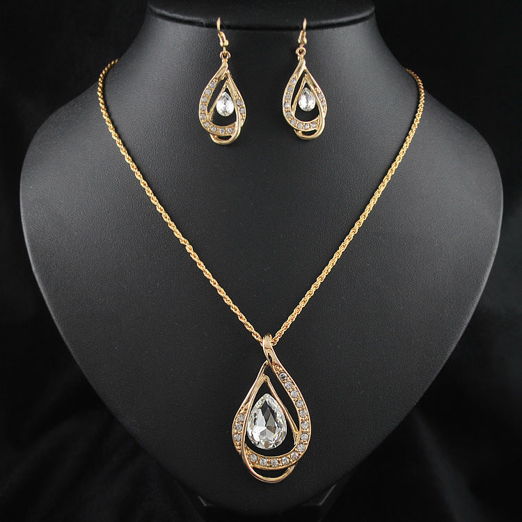 Royal Aura Necklace Set