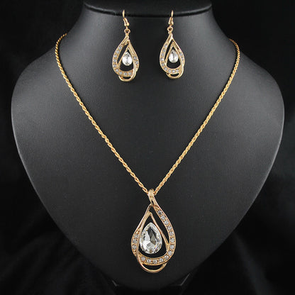 Royal Aura Necklace Set