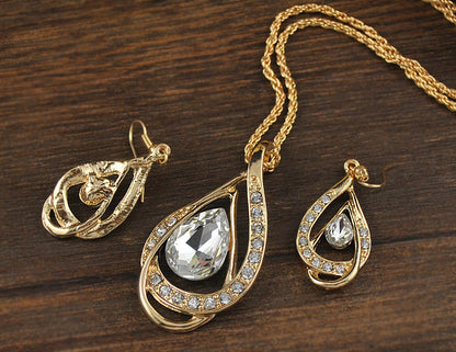 Royal Aura Necklace Set