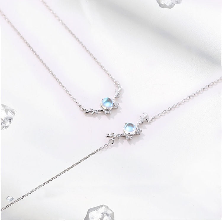 Yilu Has You Necklace Female Clavicle Chain