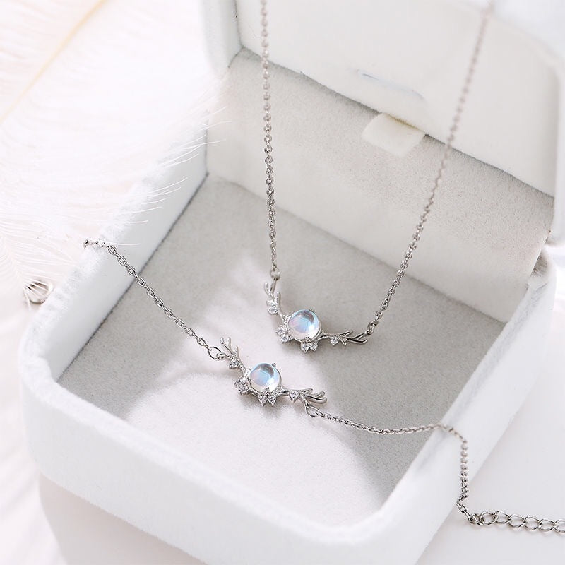Yilu Has You Necklace Female Clavicle Chain