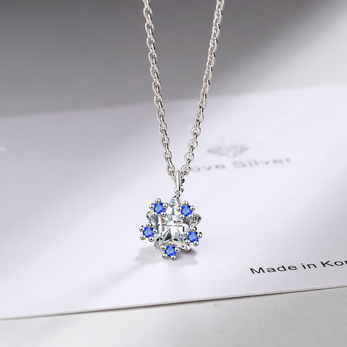 Leisure snowflake fashion diamond necklace